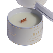 Load image into Gallery viewer, Grey Heron Candle 230g