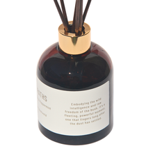 Load image into Gallery viewer, Painted Dog Paths Luxury Reed Diffuser 200ml
